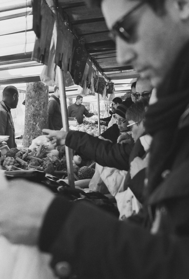 Marché de Simplon - Nikon FM2 Illford
