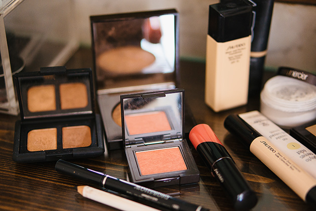 Dans le vanity d'Alexandra