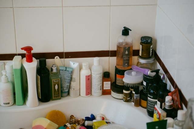 MLW - Vanity - Mai Hua-12