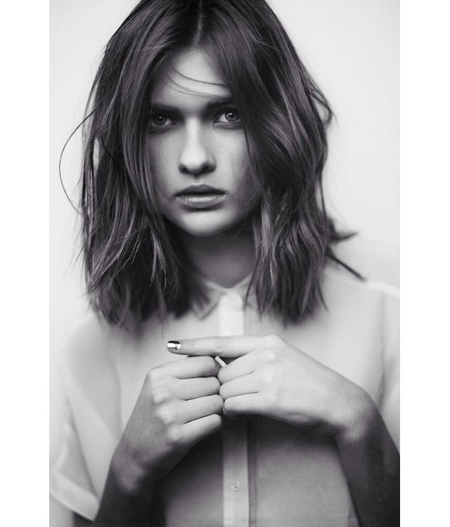 coupe cheveux mi longs 2