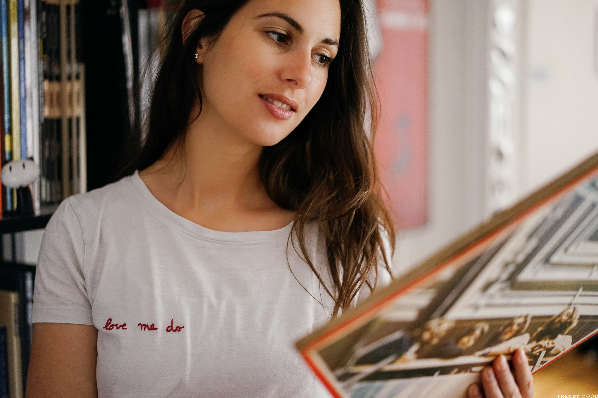 Broderie T-shirt "Love me do"