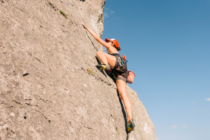 Grimpeuse à Chateauneuf - Escalade