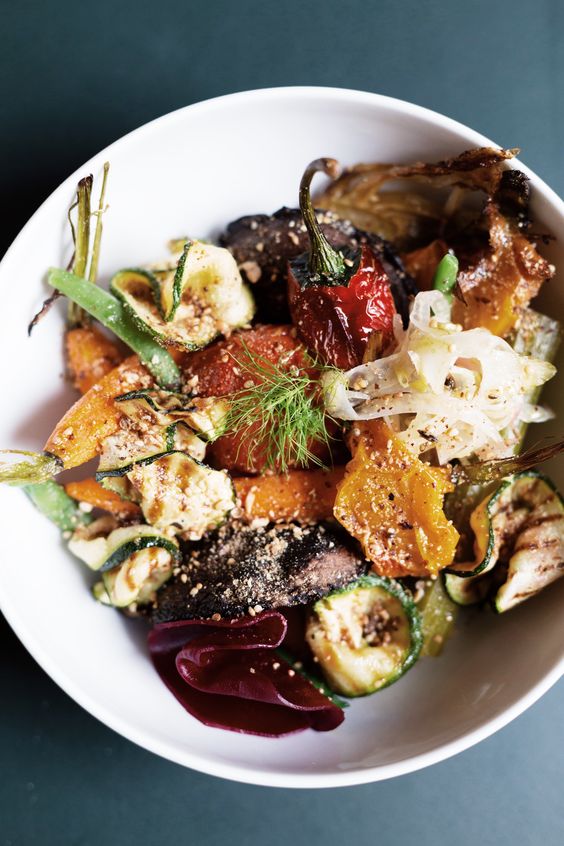 Salade de légumes rôtis